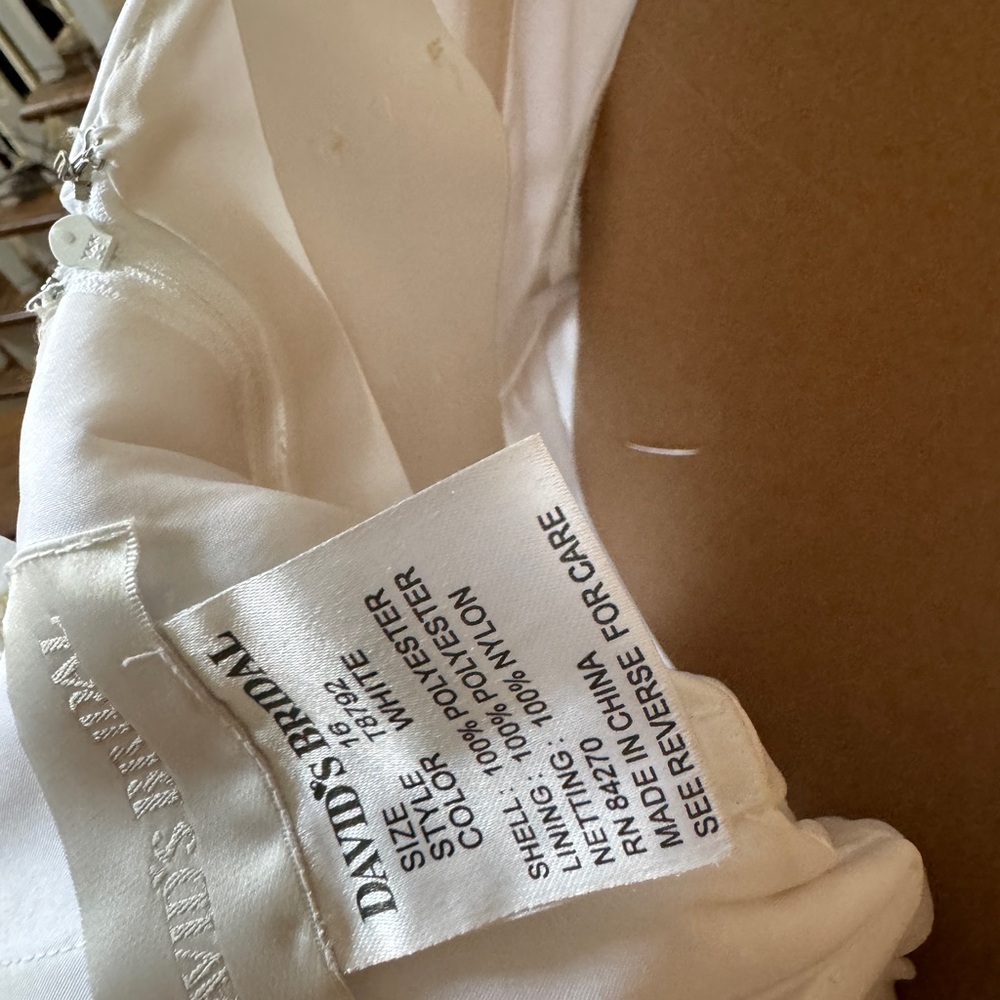 Davids Bridal | EUC Strapless Wedding Dress | 16 - Picture 11 of 11